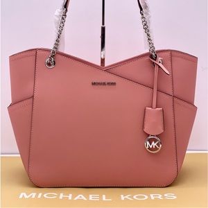 Michael Kors Large Chain Shoulder
Bag Tote PRIMROSE Color